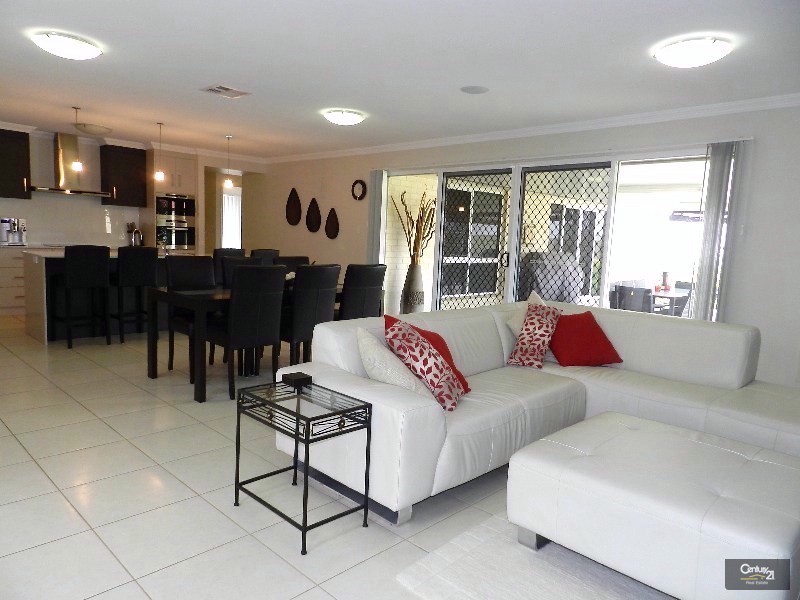 78 Smythe Drive, Highfields QLD 4352