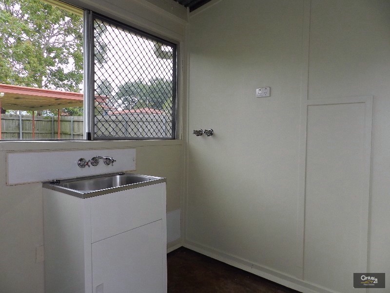 14b Buckland Street, Harristown QLD 4350