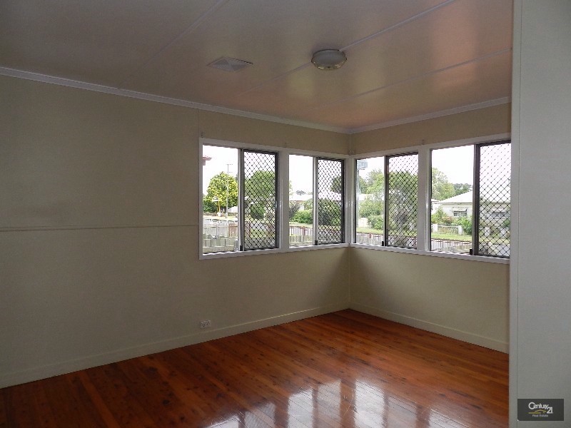 14b Buckland Street, Harristown QLD 4350