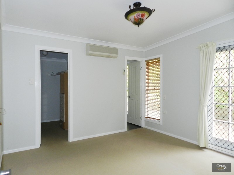 60 Wentworth Street, Centenary Heights QLD 4350