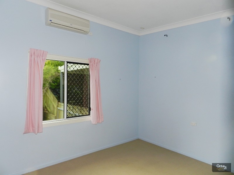 60 Wentworth Street, Centenary Heights QLD 4350