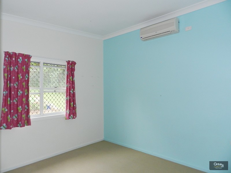 60 Wentworth Street, Centenary Heights QLD 4350