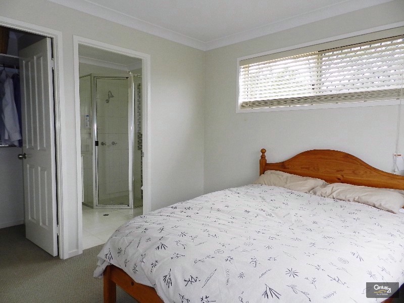 1/131 Platz Street, Darling Heights QLD 4350