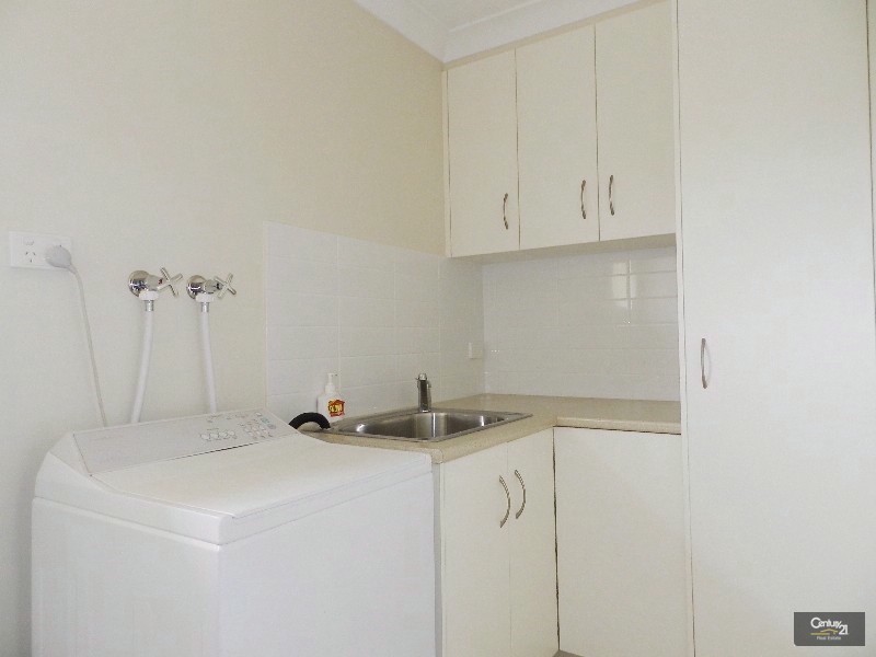 1/131 Platz Street, Darling Heights QLD 4350