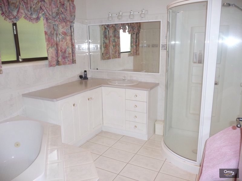 18 Fletcher Street, East Toowoomba QLD 4350