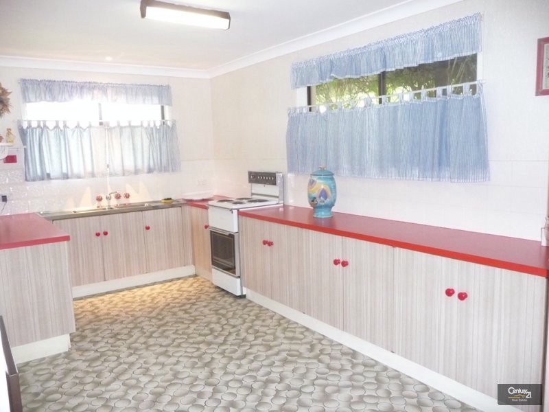 18 Fletcher Street, East Toowoomba QLD 4350