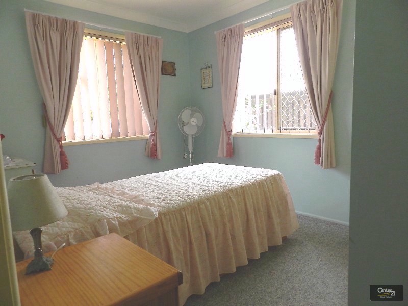 3 Gladstone Street, Wyreema QLD 4352