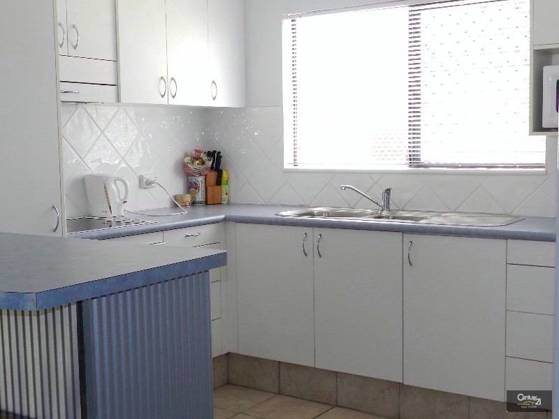 4/67 Taylor Street, Newtown QLD 4305