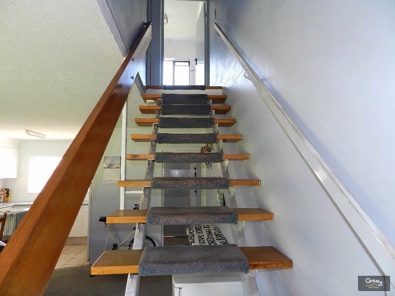 4/67 Taylor Street, Newtown QLD 4305