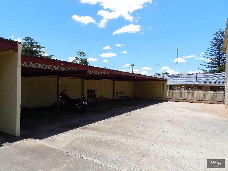 4/67 Taylor Street, Newtown QLD 4305