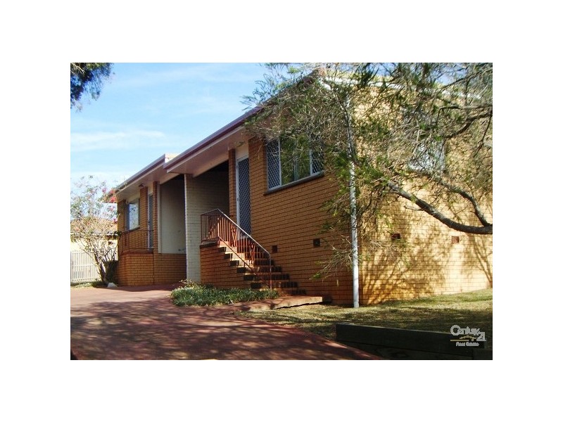 2/172 Tor Street, Wilsonton QLD 4350
