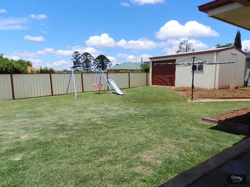 11 Batch Court, Toowoomba City QLD 4350
