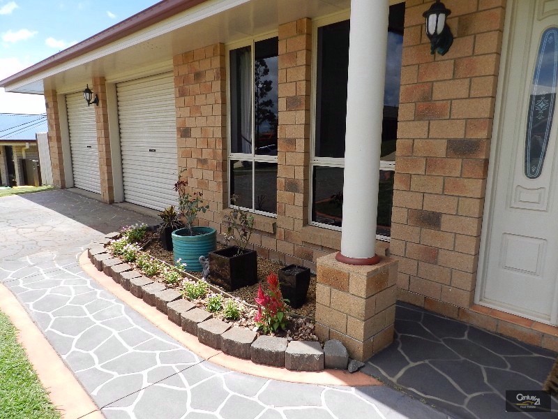 11 Batch Court, Toowoomba City QLD 4350