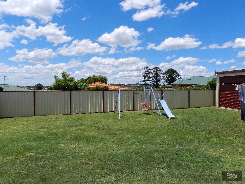 11 Batch Court, Toowoomba City QLD 4350