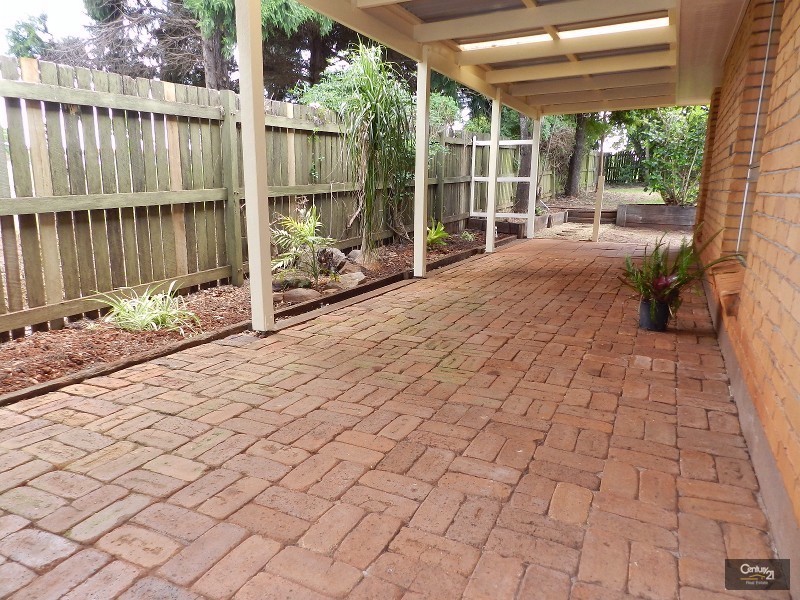 11 Moran Street, Wilsonton QLD 4350