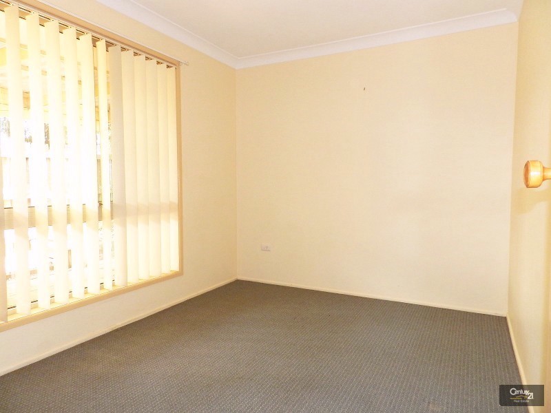 11 Moran Street, Wilsonton QLD 4350