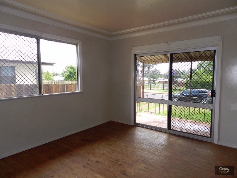 1A Lyndall Street, Harristown QLD 4350