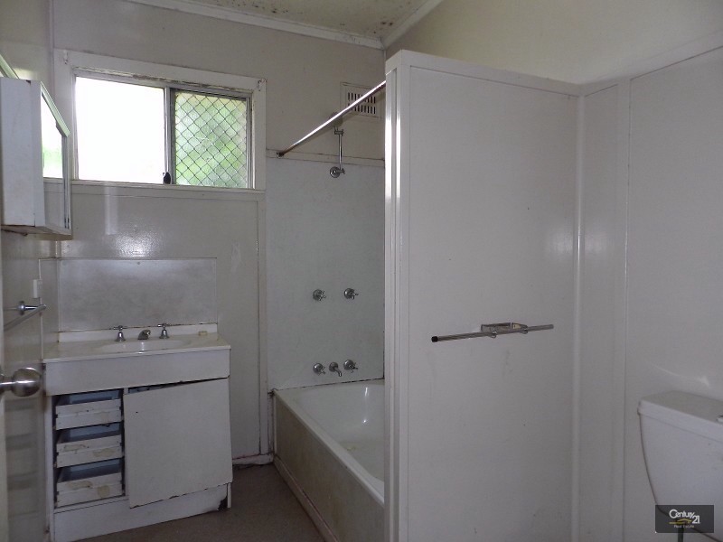 1A Lyndall Street, Harristown QLD 4350