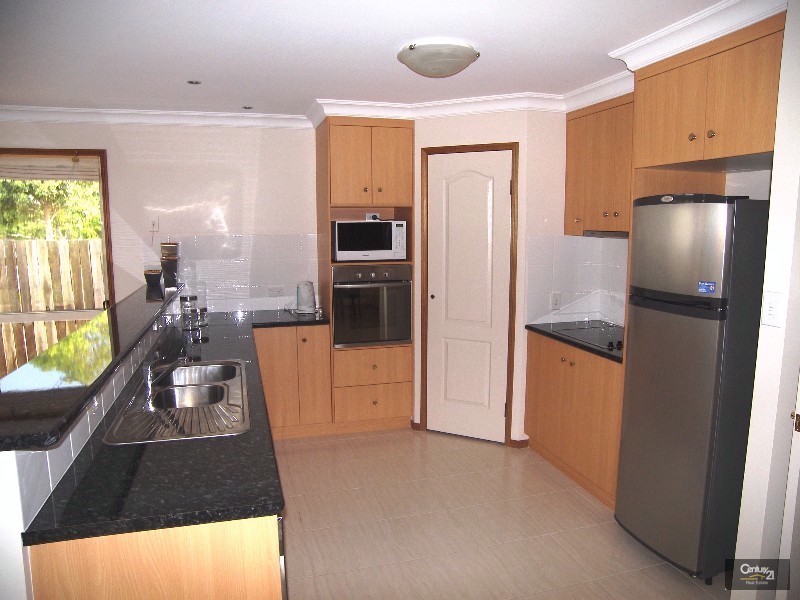 57a Mary Street, Mount Lofty QLD 4350