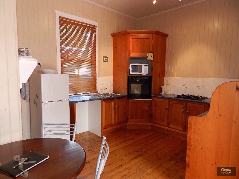 13 Kent Street, East Toowoomba QLD 4350