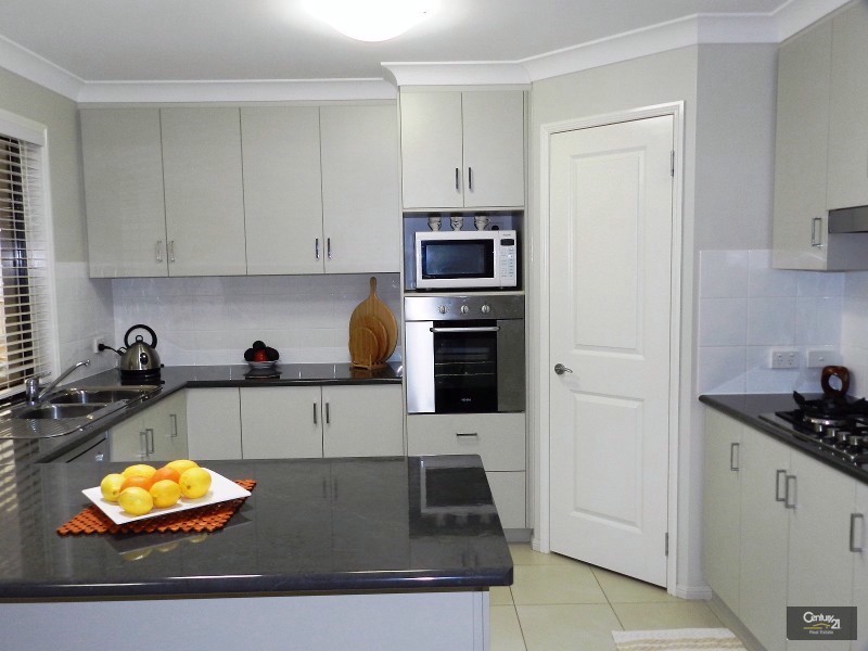 3 Gaudron Close, Wilsonton QLD 4350