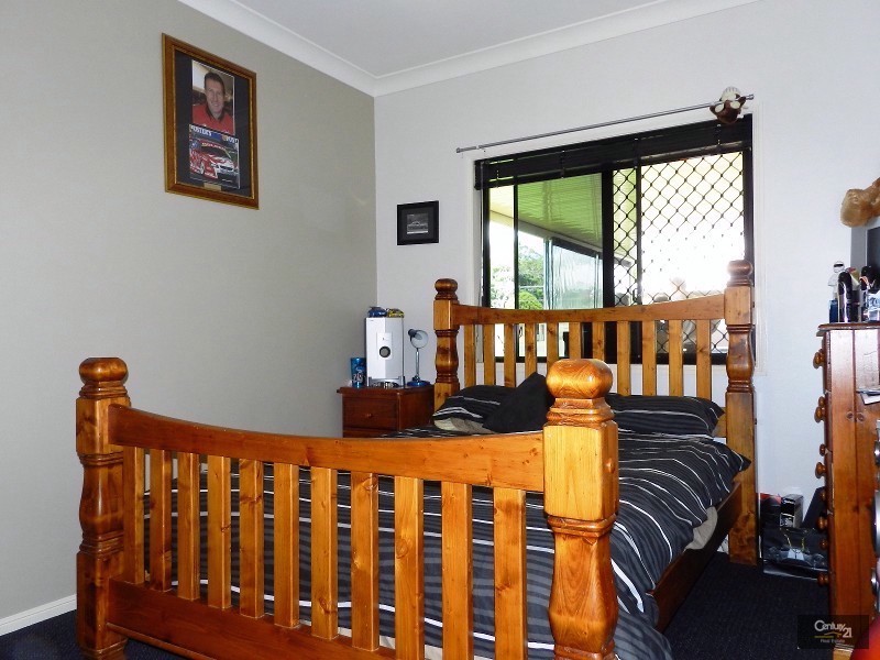 12 Powell Court, Highfields QLD 4352