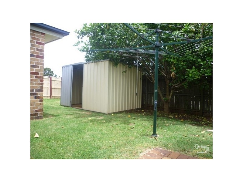 33 Chelwyn Street, Middle Ridge QLD 4350