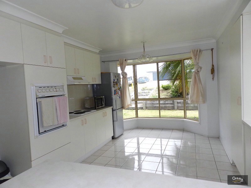 25 Newman Road, Wyreema QLD 4352