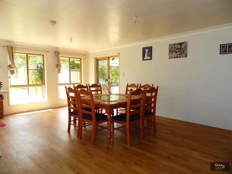 25 Newman Road, Wyreema QLD 4352