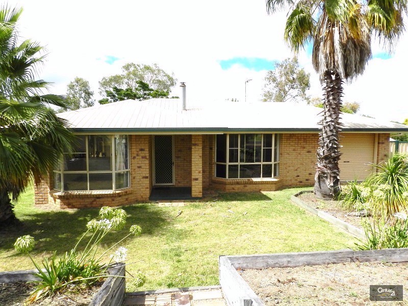 25 Newman Road, Wyreema QLD 4352