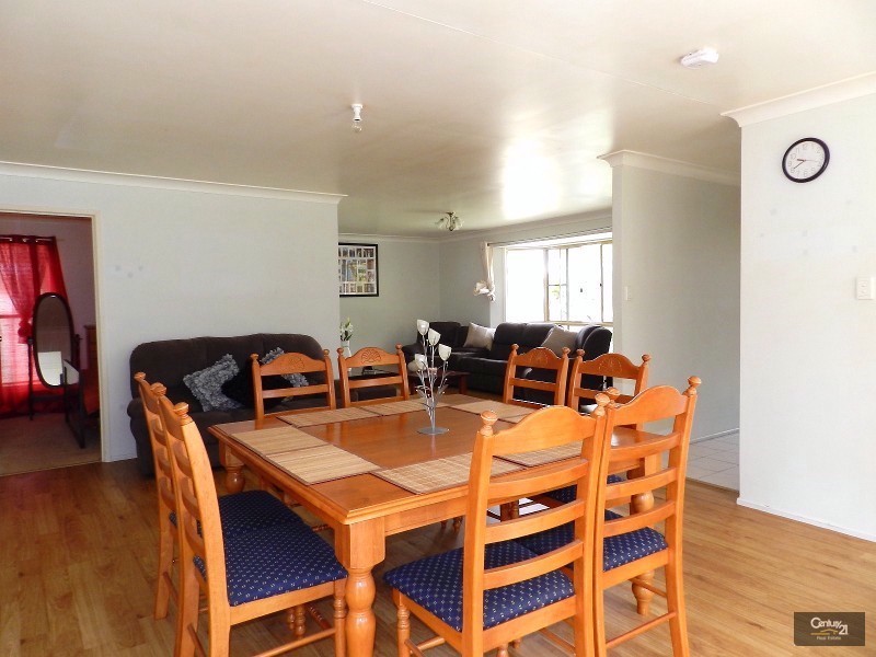 25 Newman Road, Wyreema QLD 4352