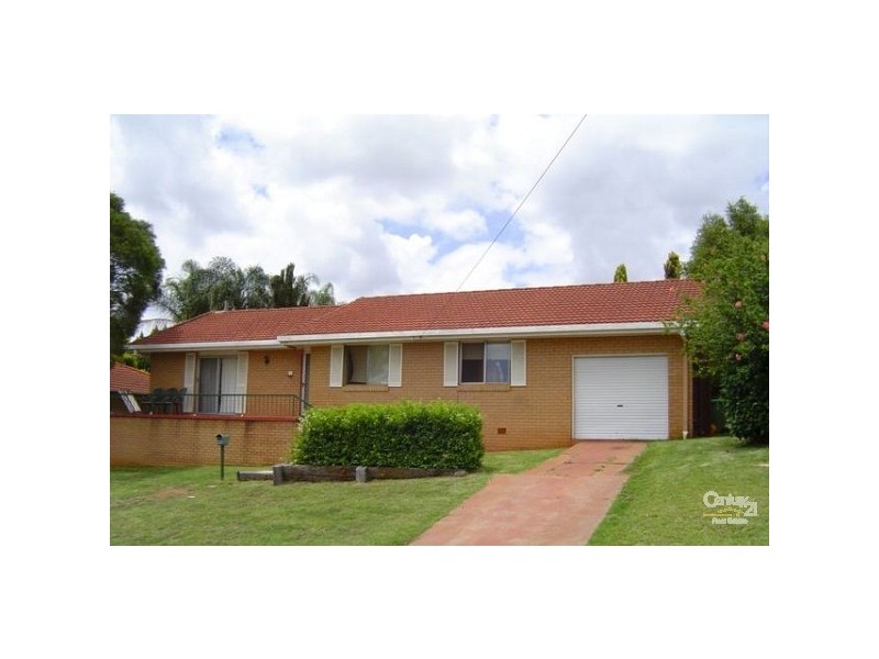 32 Cortess Street, Kearneys Spring QLD 4350