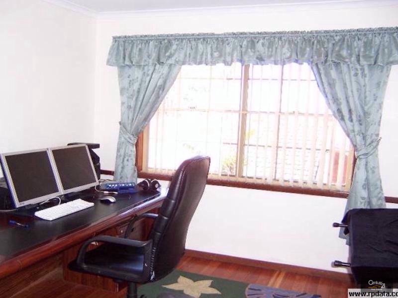 347  Greenwattle Street, Wilsonton QLD 4350