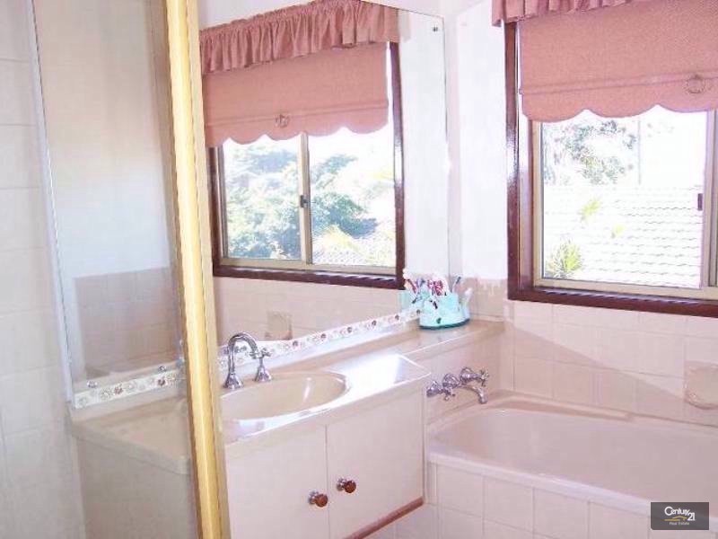 347  Greenwattle Street, Wilsonton QLD 4350