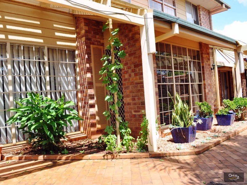 347  Greenwattle Street, Wilsonton QLD 4350