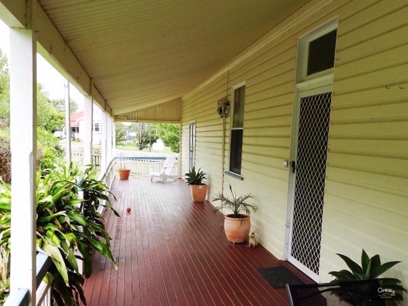 14 Ramsay Street, Greenmount QLD 4359