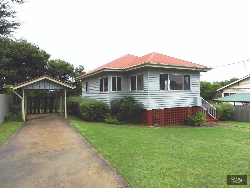 279  South Street, South Toowoomba QLD 4350
