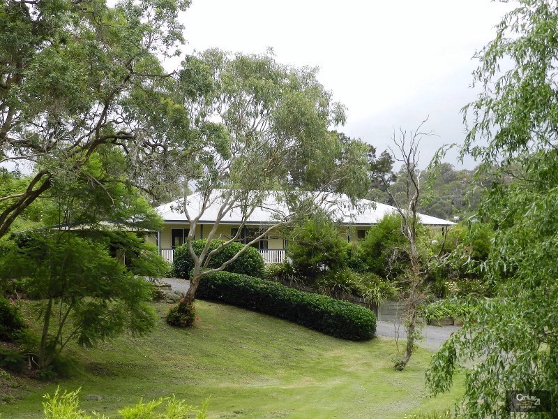 8 Pendoma Drive, Hodgson Vale QLD 4352