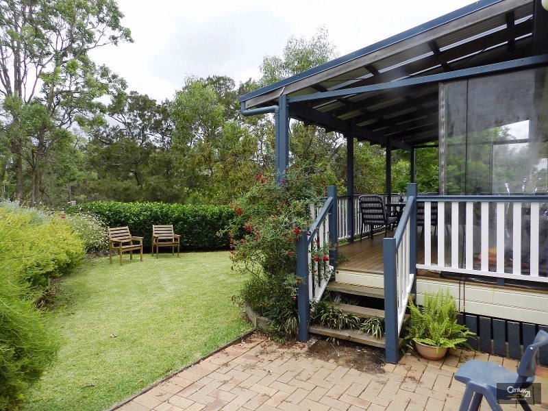 8 Pendoma Drive, Hodgson Vale QLD 4352