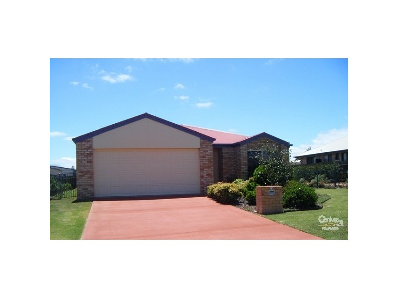18 Kestrel Drive, Highfields QLD 4352