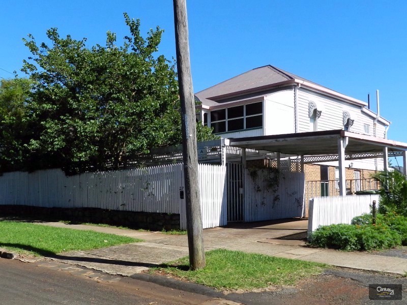 27  Hill Street, Toowoomba QLD 4350