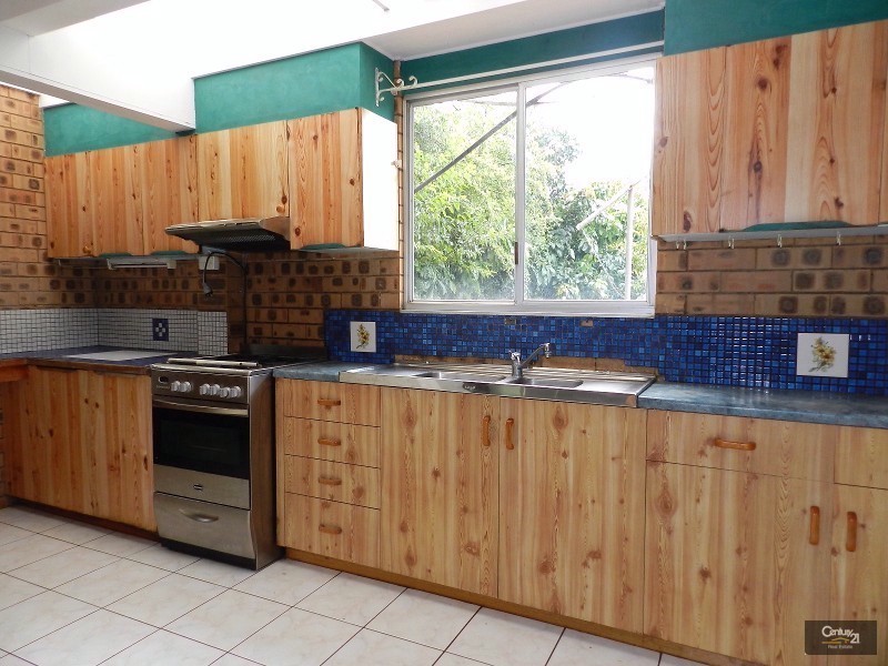 27  Hill Street, Toowoomba QLD 4350