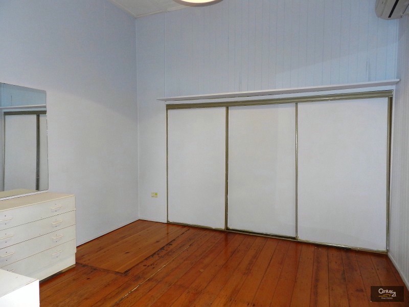 27  Hill Street, Toowoomba QLD 4350