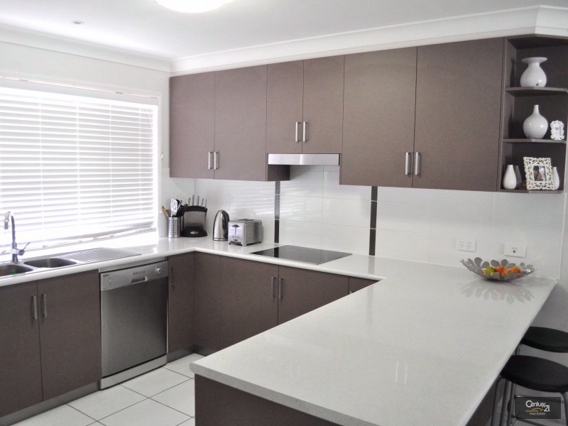 26 Ashford Drive, Wyreema QLD 4352