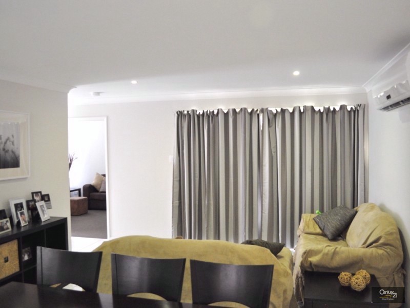 26 Ashford Drive, Wyreema QLD 4352