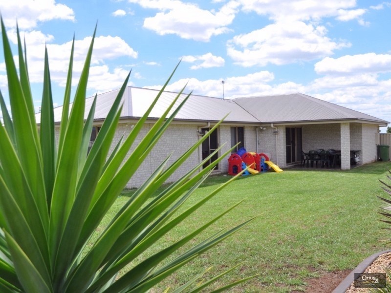 26 Ashford Drive, Wyreema QLD 4352