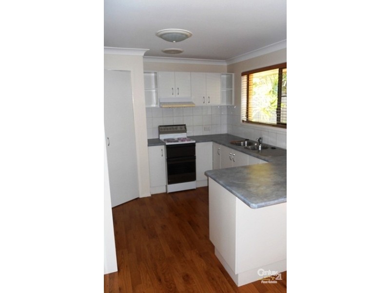 27 McFarlane Street, Wilsonton QLD 4350