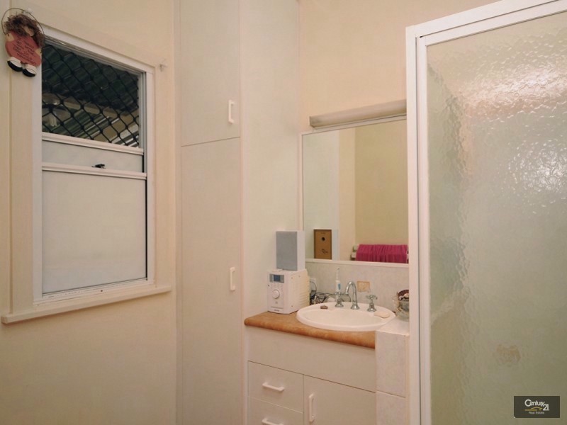 8A Aubigny Street, East Toowoomba QLD 4350