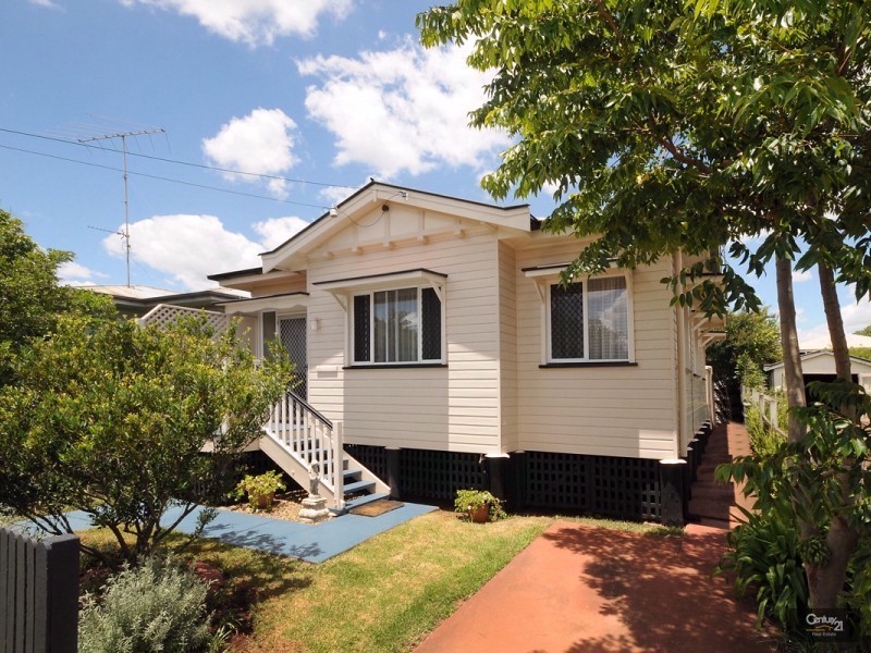 8A Aubigny Street, East Toowoomba QLD 4350