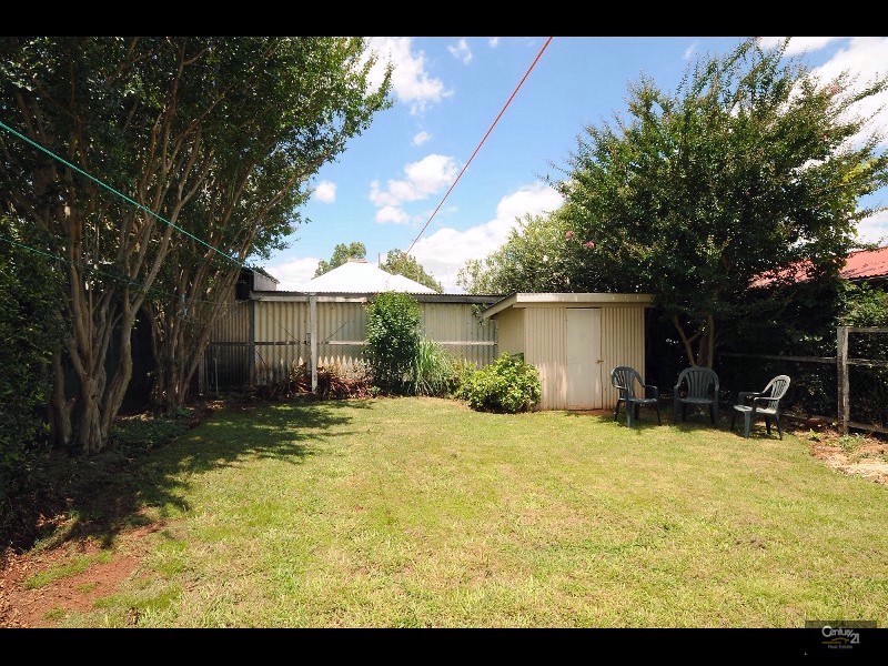 8A Aubigny Street, East Toowoomba QLD 4350